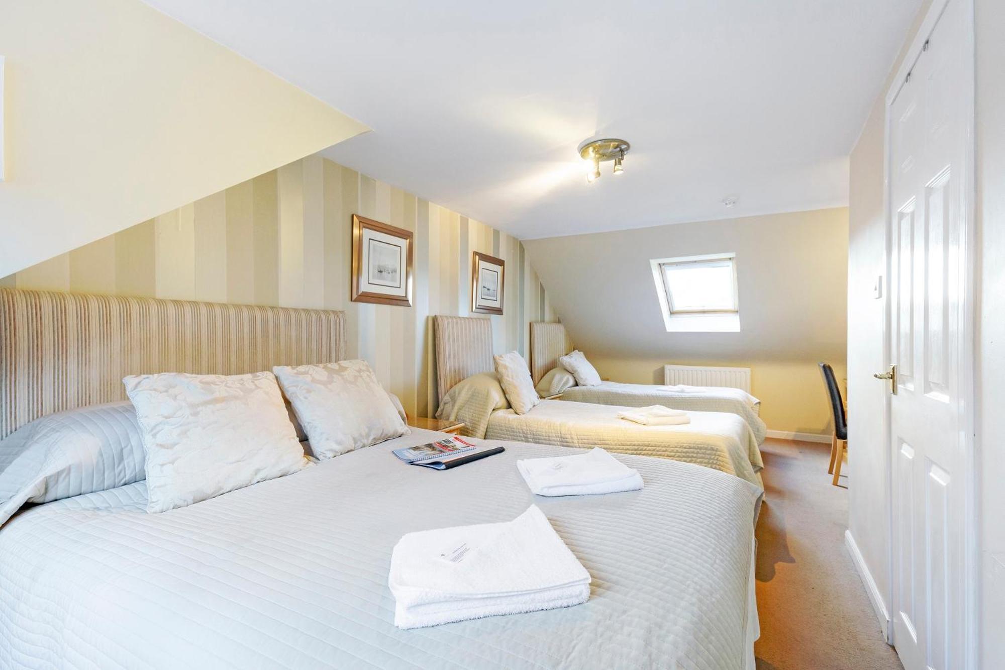Arden Guest House, Craigmillar Castle Единбург Екстериор снимка